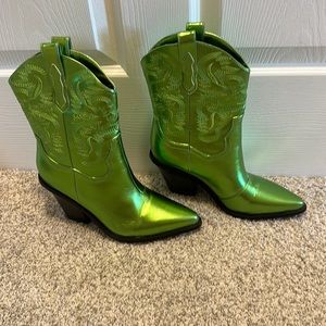 Lulus green cowboy boots